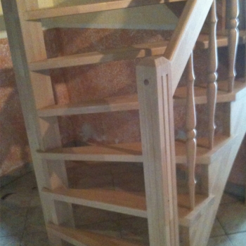 Halbgewendelte Treppe