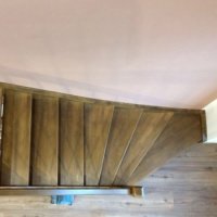 Viertelgewendelte Treppe