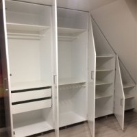 Einbauschrank in Dachschräge