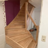 Viertelgewendelte Treppe Buche