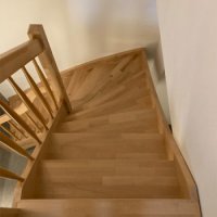 Viertelgewendelte Treppe