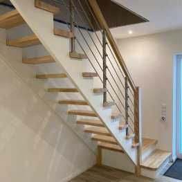 aufgesattelte Treppe